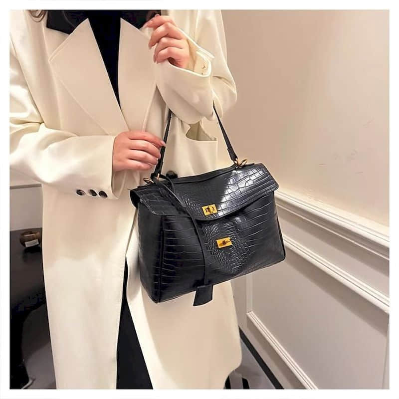 Leather Shoulder Bags for Wome - Luxury Bag Collection のレビューと価格