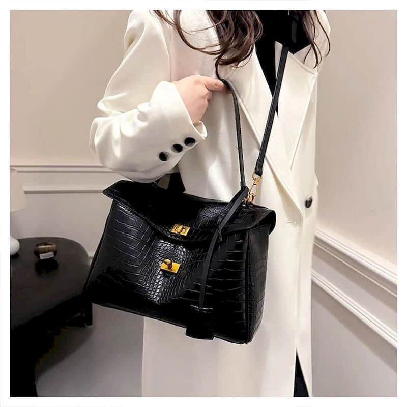 Leather Shoulder Bags for Wome - Luxury Bag Collection のレビューと価格