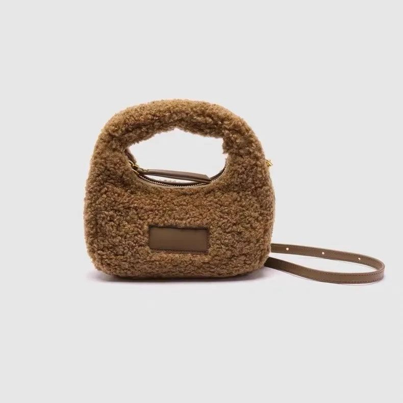 Half Moon Design Lamb Wool Han - Half Moon Bag Suede のレビューと価格