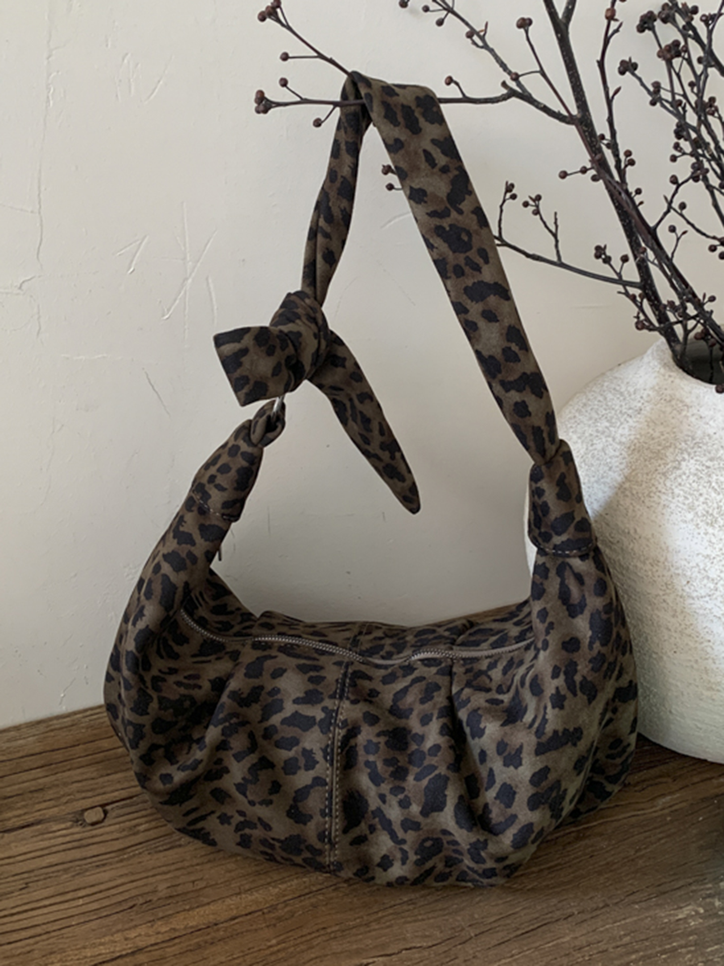 Faux Suede Leopard Bag for Wom - Half Moon Bag Suede のレビューと価格