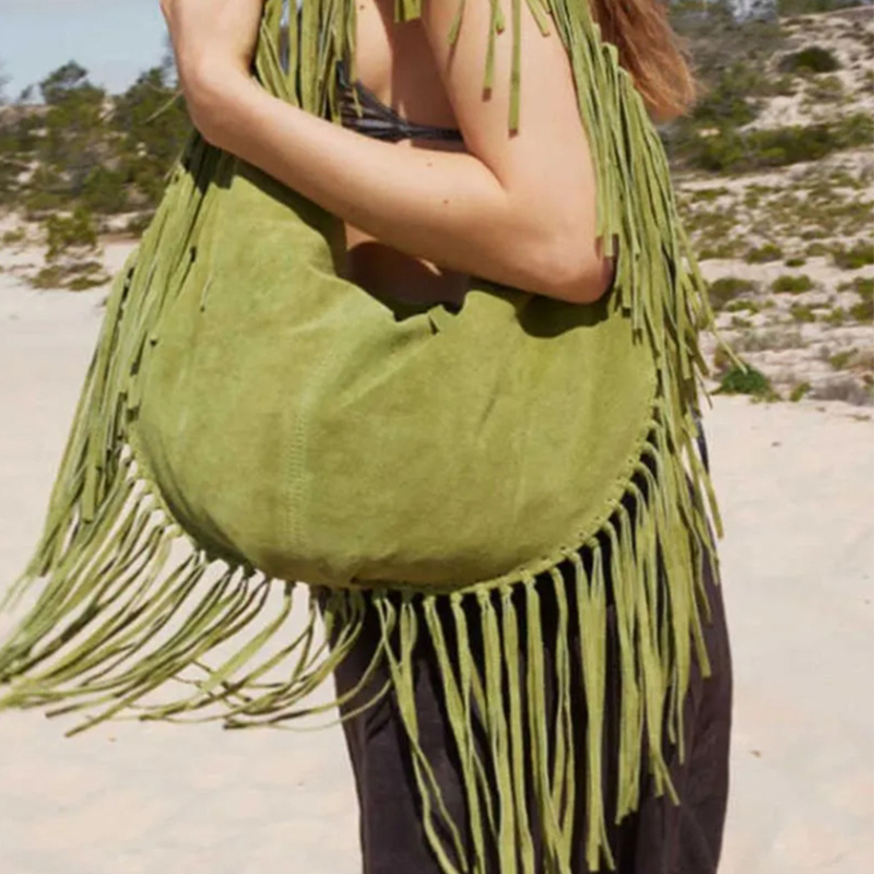 Tassel Large Crescent Tote Bag - Half Moon Bag Suede のレビューと価格