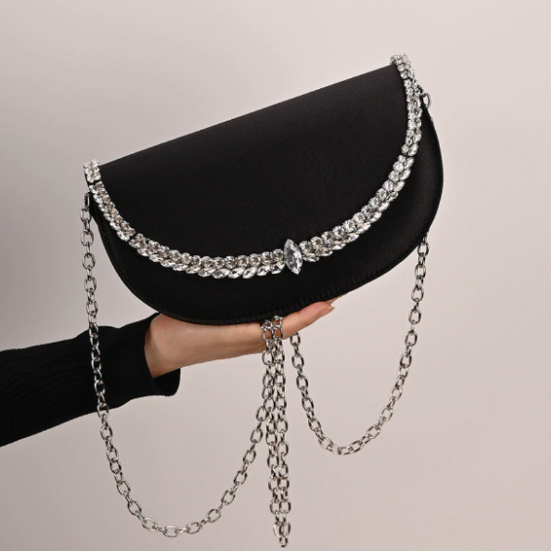 Luxury Sparkling Diamond Asymm - Half Moon Bag Suede のレビューと価格