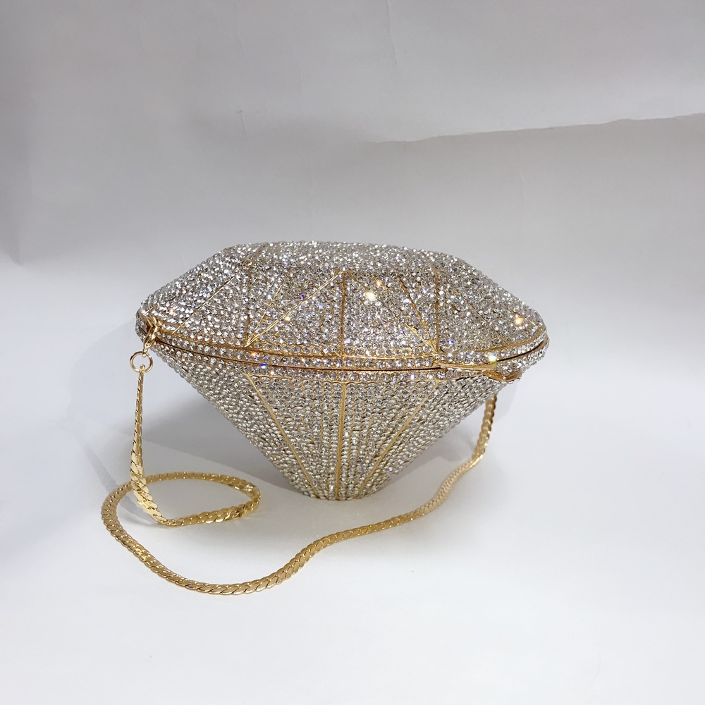 Three-Dimensional Diamond Shap - Luxury Bag Collection のレビューと価格
