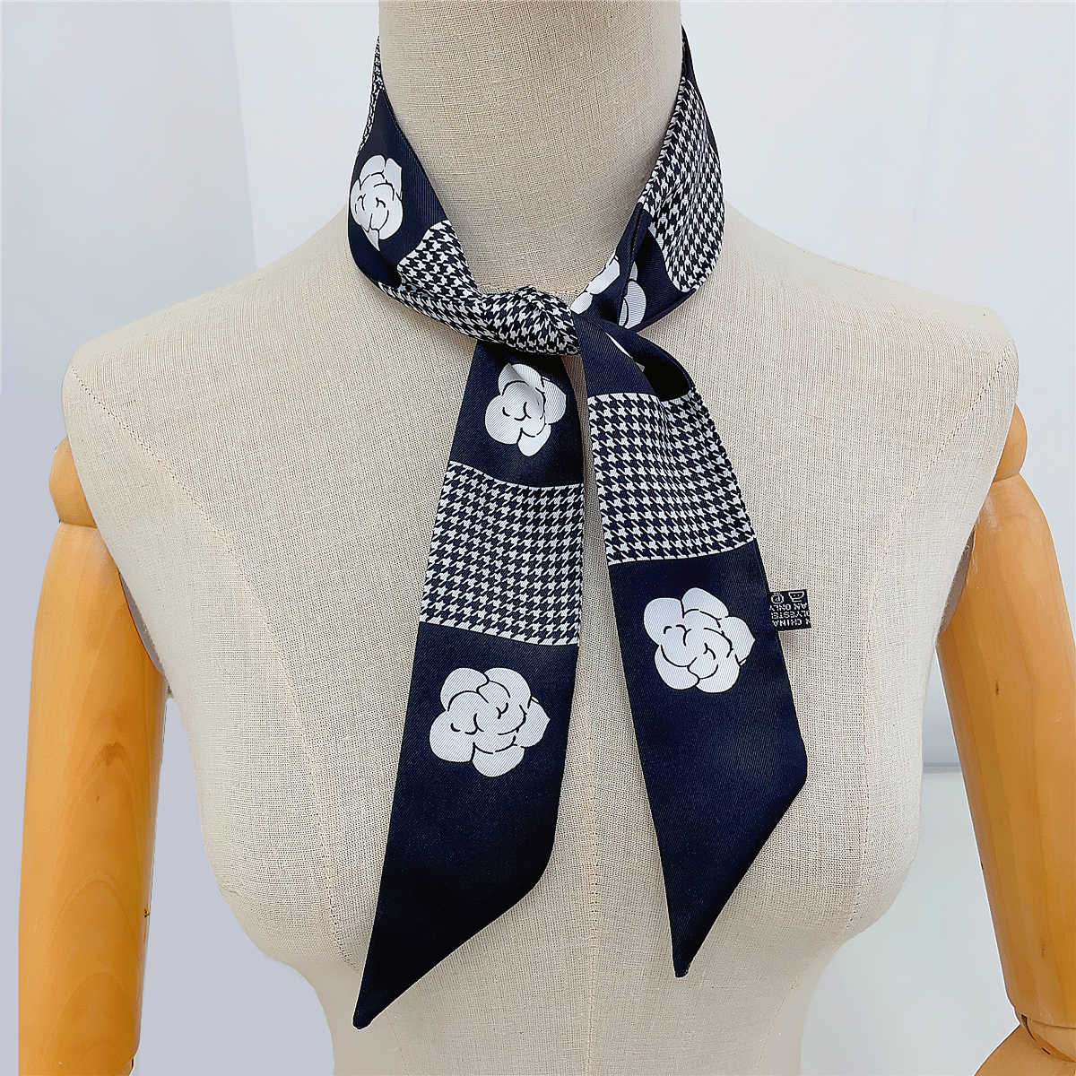 2023 Design Camellia Flower Br - Luxury Bags Sales のレビューと価格