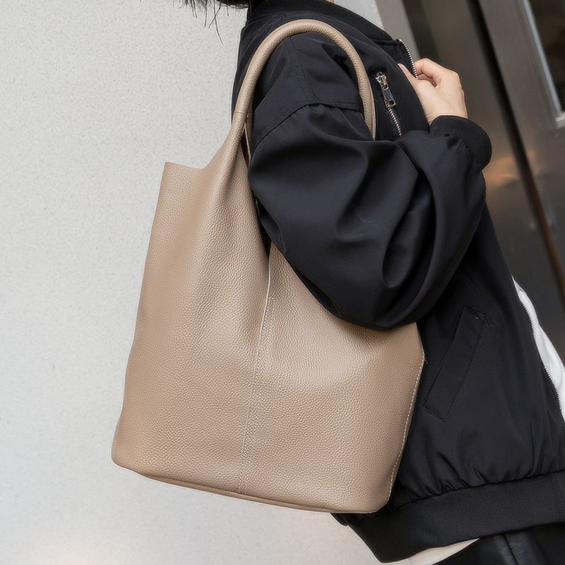 Fashion Luxury Cowhide Tote Ba - Luxury Bag Collection のレビューと価格
