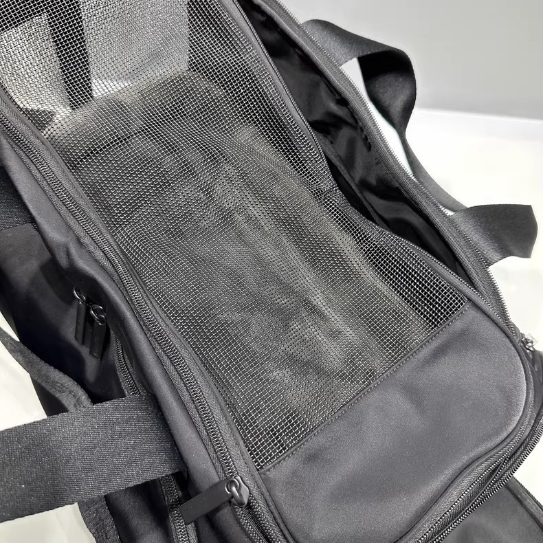Comfortable Pet Carrier Bag 28 - Luxury Bags Direct のレビューと価格