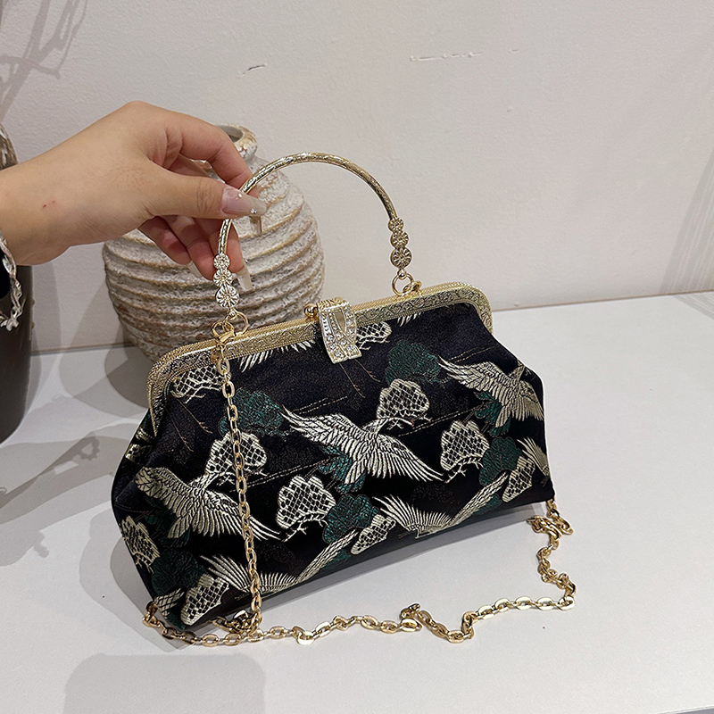 Exquisite Chinses Style Gold F - Luxury Bags News のレビューと価格