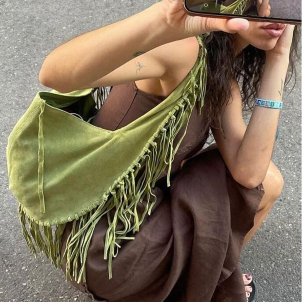 New Long Tassel Women's Should - Half Moon Bag Suede のレビューと価格