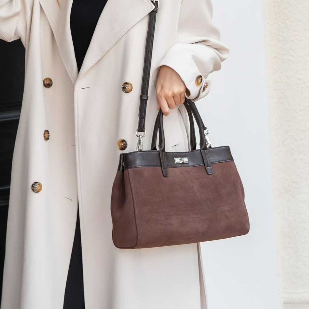 Genuine Leather Suede Womens V - Half Moon Bag Suede のレビューと価格