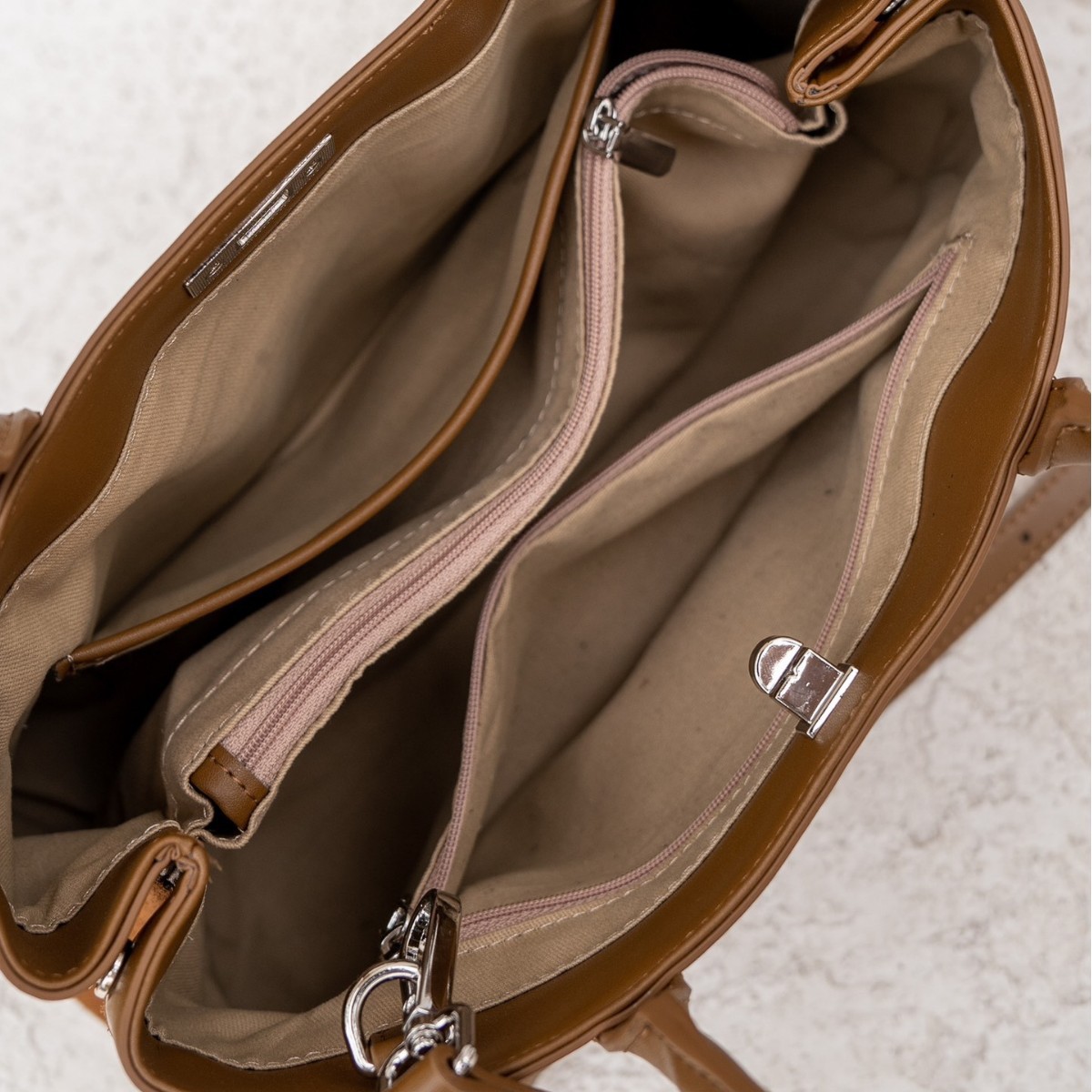 Genuine Leather Suede Womens V - Half Moon Bag Suede のレビューと価格