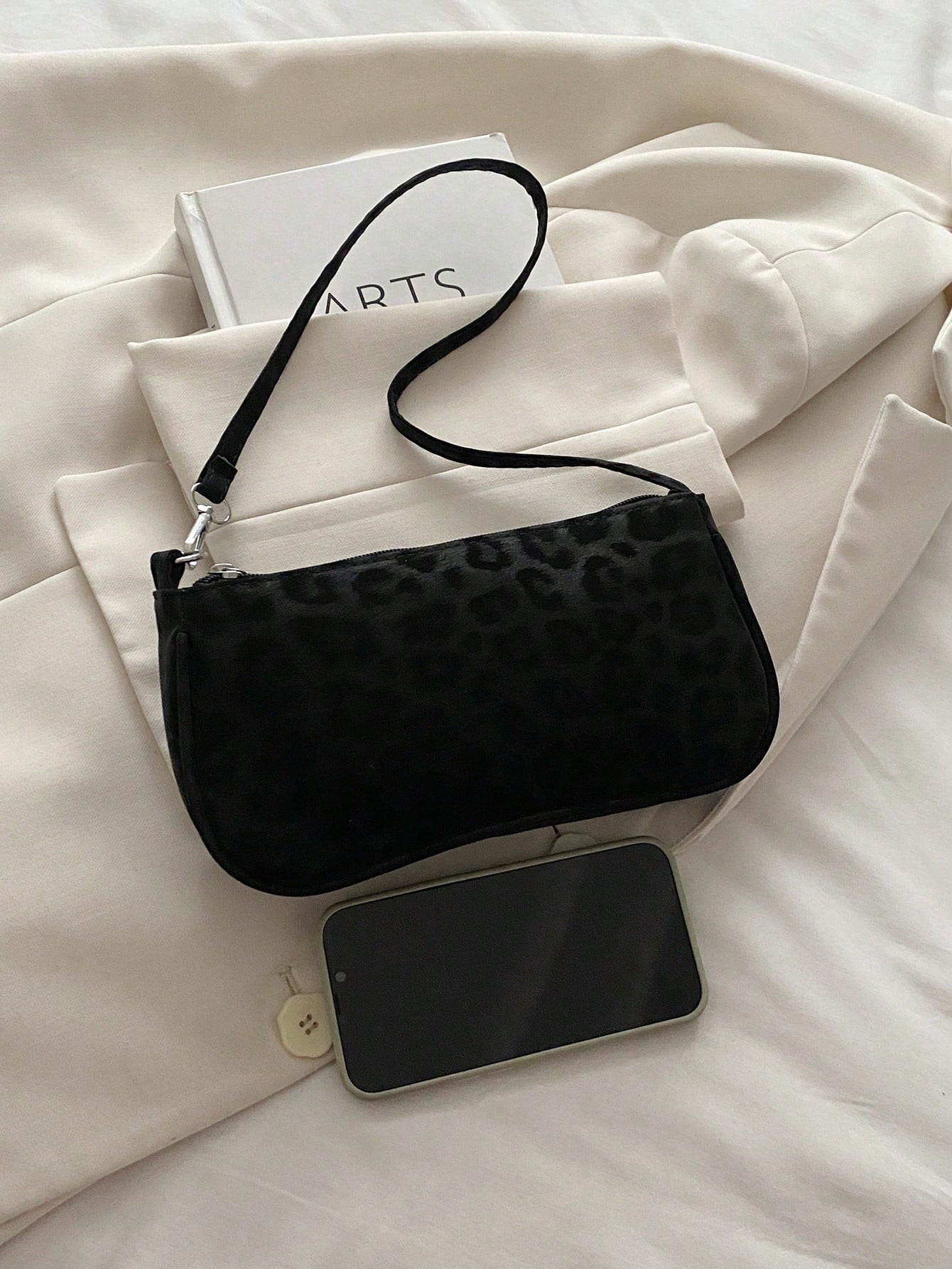 Women's Retro Suede Leopard Pr - Half Moon Bag Suede のレビューと価格