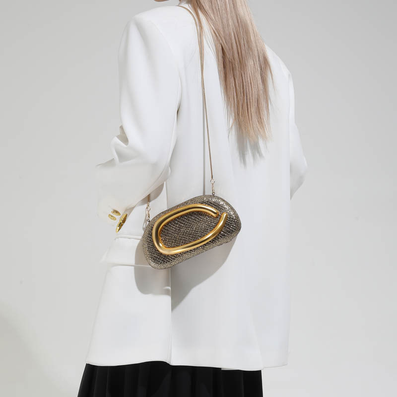 New 2026 Spring Women’s Metall - Luxury Bags News のレビューと価格
