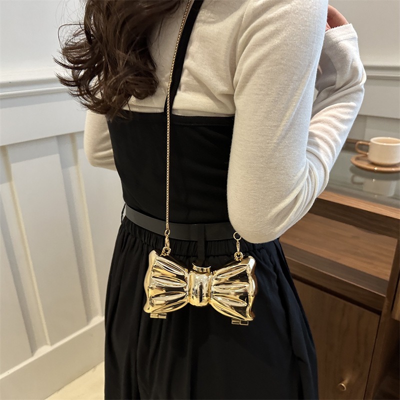 Luxury Fashion Metal Mini Hand - Luxury Bag Collection のレビューと価格